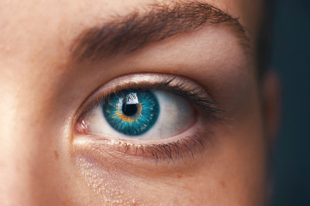 Eye Drops for Dry Eye: How to Choose and Not Overpay