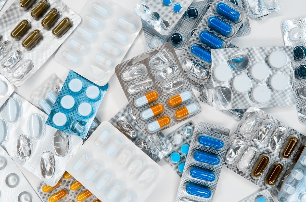 Cold Medicines: Which Ones Actually Work and Which Ones Just Pretend to Help